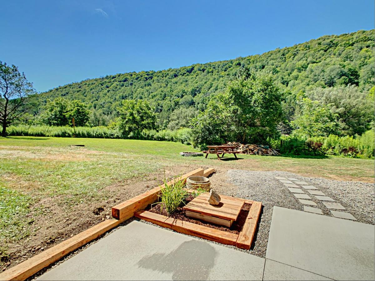 The Maples Apt - King Bed, Pet Friendly, Beautiful Views Ellicottville Bagian luar foto